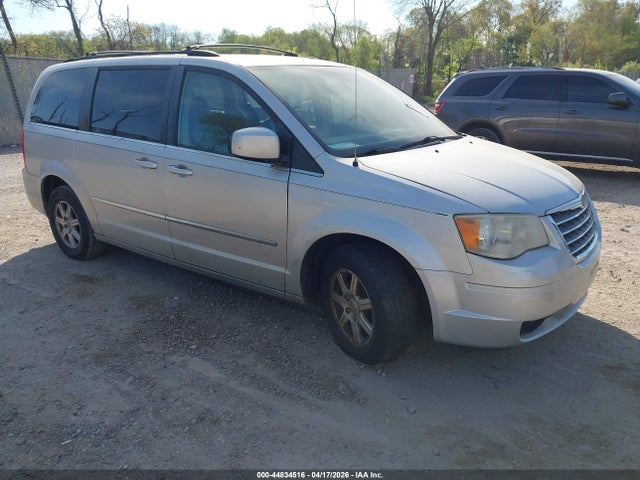 44834516 :رقم المزاد ، 2A4RR5D16AR305419 vin ، 2010 Chrysler Town & Country Touring مزاد بيع