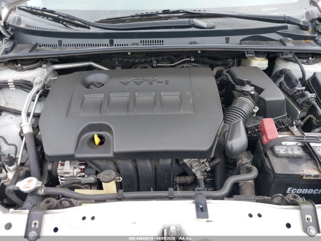 Toyota COROLLA LE 2018 5YFBURHE8JP762436 Image 10