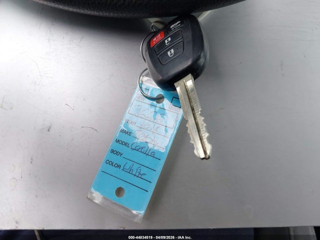 Toyota COROLLA LE 2018 5YFBURHE8JP762436 Image 11