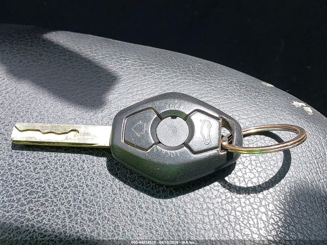2005 Bmw 645ci მანქანა იყიდება აუქციონზე, vin: WBAEK73425B326477, აუქციონის ნომერი: 44834528