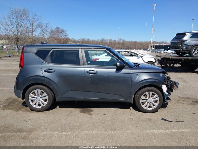2020 Kia Soul Lx მანქანა იყიდება აუქციონზე, vin: KNDJ23AU7L7727309, აუქციონის ნომერი: 44834532