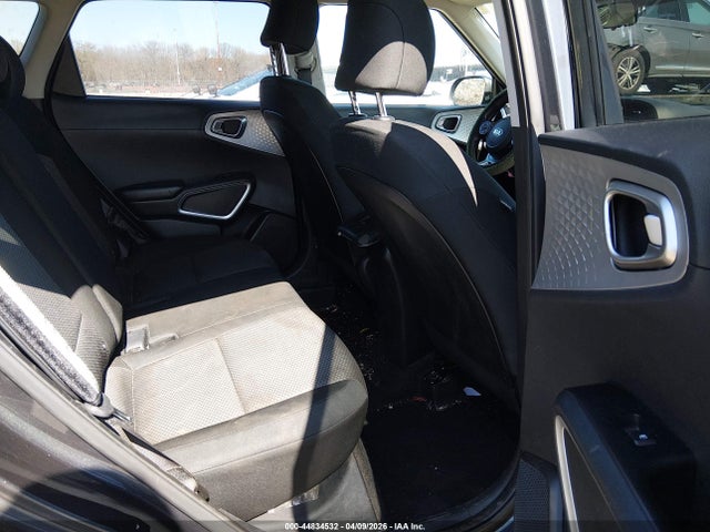 2020 Kia Soul Lx მანქანა იყიდება აუქციონზე, vin: KNDJ23AU7L7727309, აუქციონის ნომერი: 44834532