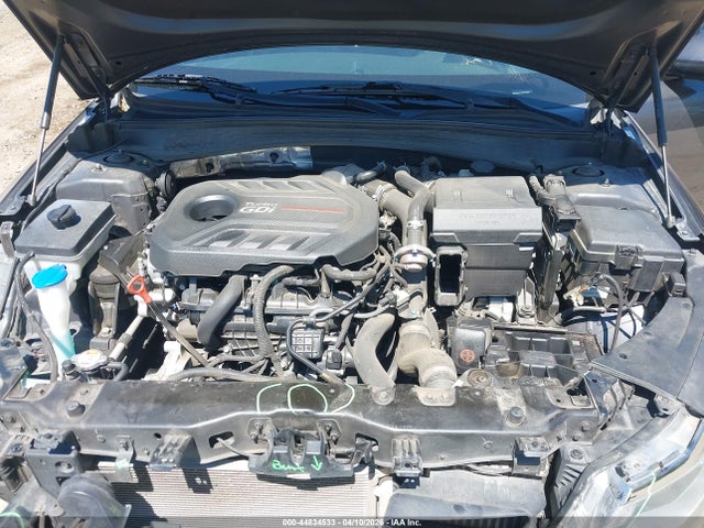 44834533 :رقم المزاد ، 5XXGW4L23JG217060 vin ، 2018 Kia Optima Sx Turbo مزاد بيع