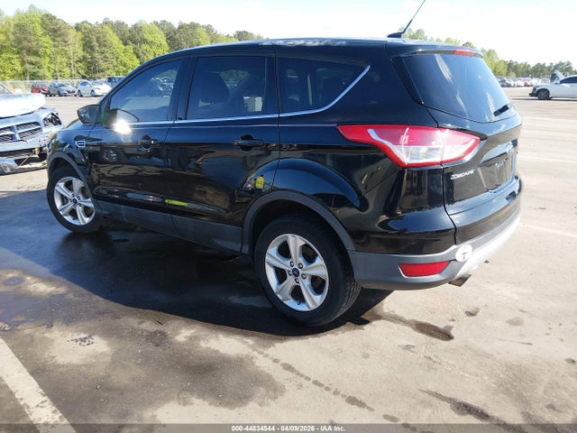44834544 :رقم المزاد ، 1FMCU0G96GUB74272 vin ، 2016 Ford Escape Se مزاد بيع