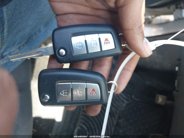 44834547 :رقم المزاد ، KNMAT2MV3GP623871 vin ، 2016 Nissan Rogue S مزاد بيع