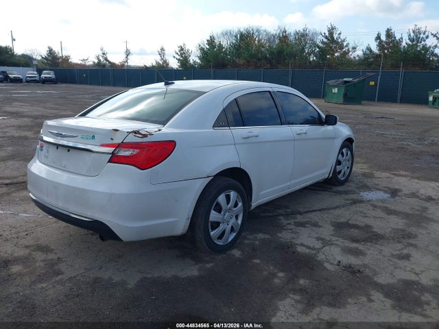 Продажа на аукционе авто 2012 Chrysler 200 Lx, vin: 1C3CCBAB2CN105117, номер лота: 44834565