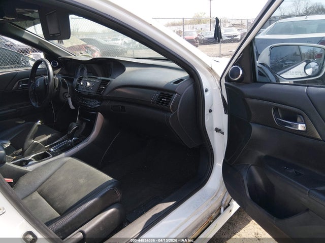 2017 Honda Accord Sport მანქანა იყიდება აუქციონზე, vin: 1HGCR2F55HA170024, აუქციონის ნომერი: 44834596