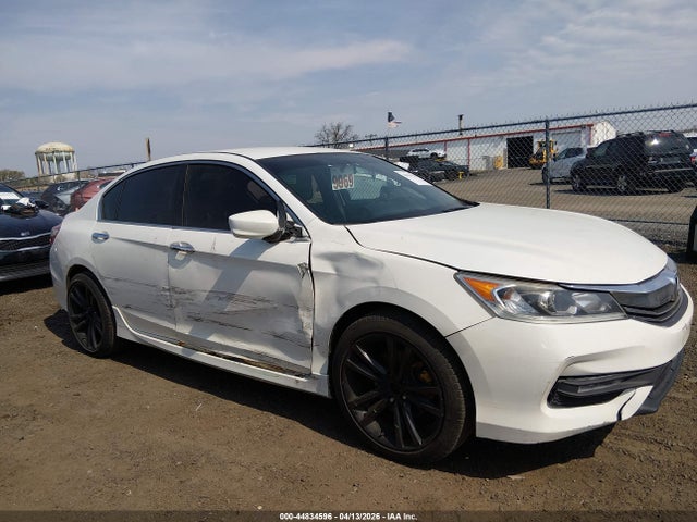 2017 Honda Accord Sport მანქანა იყიდება აუქციონზე, vin: 1HGCR2F55HA170024, აუქციონის ნომერი: 44834596