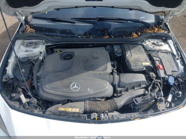 44834617 :رقم المزاد ، WDDSJ4EB3FN204641 vin ، 2015 Mercedes-benz Cla 250 مزاد بيع