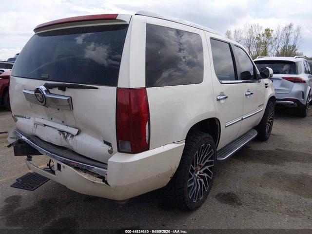 Продажа на аукционе авто 2007 Cadillac Escalade Standard, vin: 1GYFK638X7R164056, номер лота: 44834640