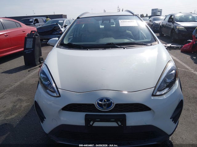 JTDKDTB38J1601254 Toyota Prius C One