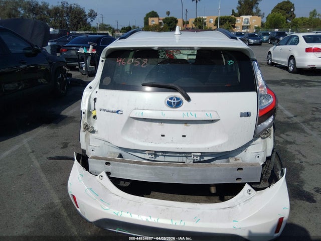 JTDKDTB38J1601254 Toyota Prius C One