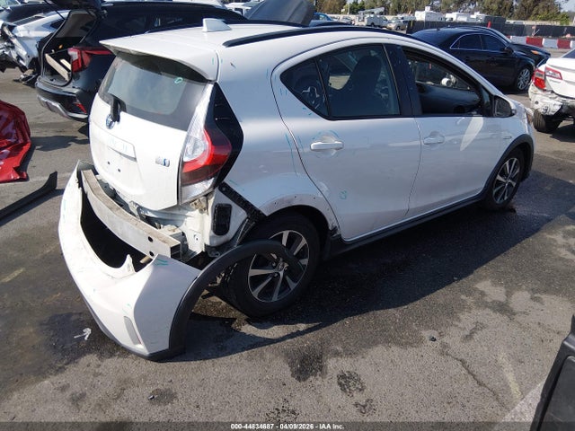 JTDKDTB38J1601254 Toyota Prius C One