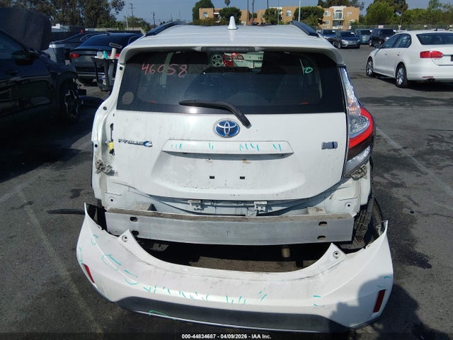 JTDKDTB38J1601254 Toyota Prius C One