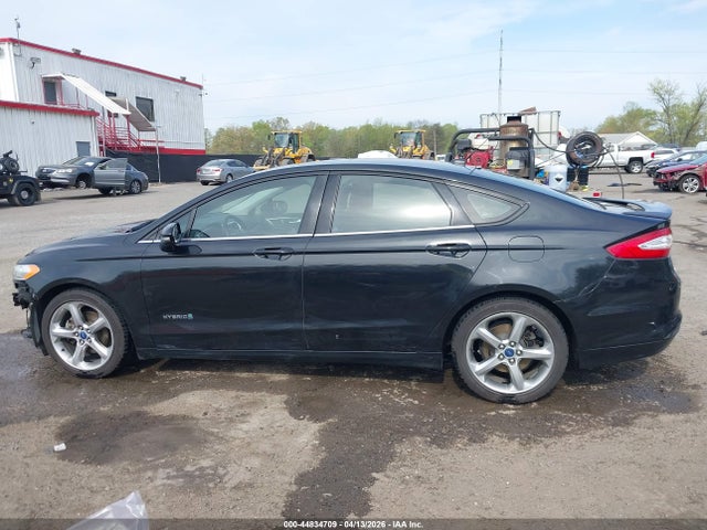 2013 Ford Fusion Hybrid Se მანქანა იყიდება აუქციონზე, vin: 3FA6P0LU8DR259450, აუქციონის ნომერი: 44834709