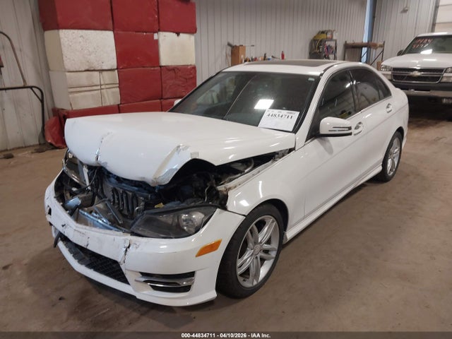 Продаж на аукціоні авто 2014 Mercedes-benz C 300 Sport 4matic, vin: WDDGF8AB0ER302490, номер лоту: 44834711