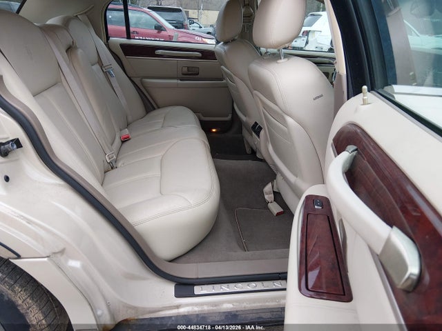 Продаж на аукціоні авто 2003 Lincoln Town Car Cartier, vin: 1LNHM83W53Y600813, номер лоту: 44834718