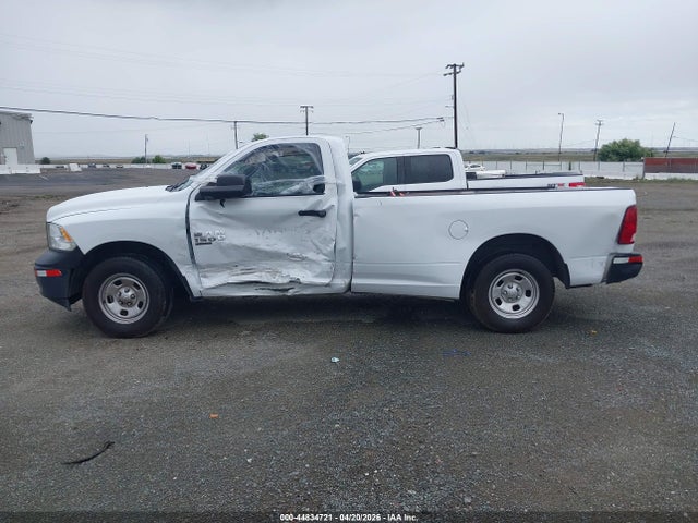 3C6JR6DG4NG300848 RAM 1500 Classic Tradesman 4x2 8&#039; Box