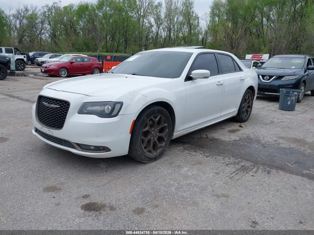 Продажа на аукционе авто 2016 Chrysler 300 300s Alloy Edition, vin: 2C3CCAGG1GH262021, номер лота: 44834755