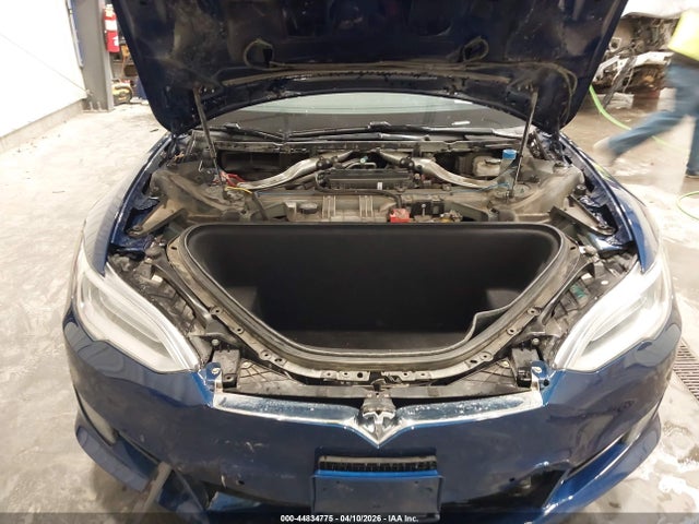 44834775 :رقم المزاد ، 5YJSA1E23HF179055 vin ، 2017 Tesla Model S 100d/60d/75d/90d/p100d مزاد بيع