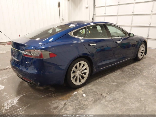 44834775 :رقم المزاد ، 5YJSA1E23HF179055 vin ، 2017 Tesla Model S 100d/60d/75d/90d/p100d مزاد بيع