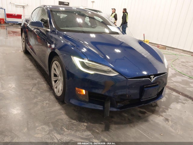 44834775 :رقم المزاد ، 5YJSA1E23HF179055 vin ، 2017 Tesla Model S 100d/60d/75d/90d/p100d مزاد بيع