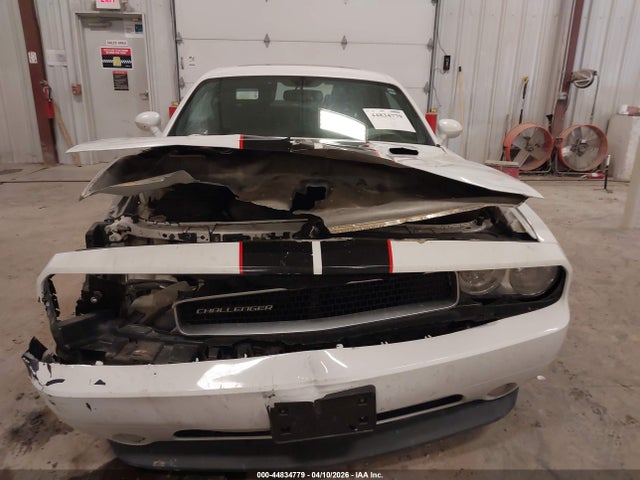 44834779 :رقم المزاد ، 2B3CJ4DG2BH569263 vin ، 2011 Dodge Challenger Sxt مزاد بيع