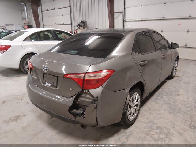 2T1BURHE9JC110473 Toyota COROLLA LE