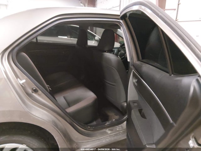 2T1BURHE9JC110473 Toyota COROLLA LE