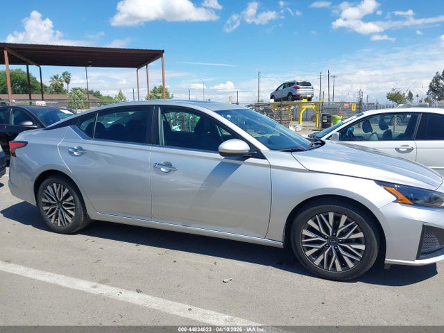 1N4BL4DVXPN315968 Nissan Altima Sv Fwd
