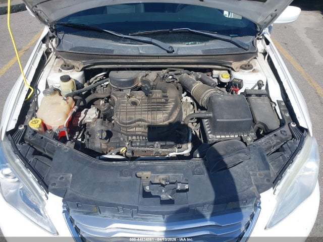 Продажа на аукционе авто 2012 Chrysler 200 Touring, vin: 1C3CCBBG8CN272298, номер лота: 44834861
