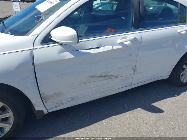 Продажа на аукционе авто 2012 Chrysler 200 Touring, vin: 1C3CCBBG8CN272298, номер лота: 44834861