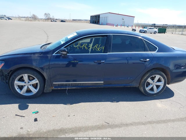 Aukcja sprzedaży 2014 Volkswagen Passat 1.8t Wolfsburg Edition, vin: 1VWAT7A39EC055854, numer aukcji: 44834864