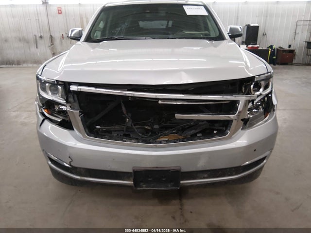 44834882 :رقم المزاد ، 1GNSKJKC8JR158025 vin ، 2018 Chevrolet Suburban Premier مزاد بيع