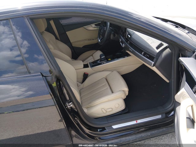 Продаж на аукціоні авто 2024 Audi A5 Sportback Premium Plus 45 Tfsi Quattro S Tronic, vin: WAUFACF5XRA044765, номер лоту: 44834887