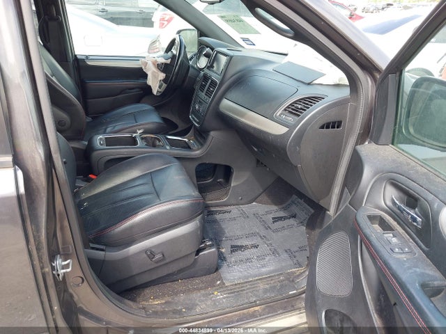 44834899 :رقم المزاد ، 2C4RDGEG8HR696604 vin ، 2017 Dodge Grand Caravan Gt مزاد بيع