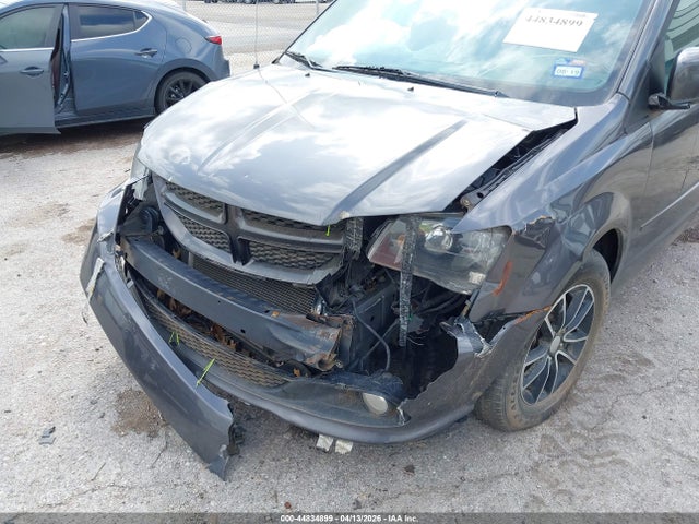 44834899 :رقم المزاد ، 2C4RDGEG8HR696604 vin ، 2017 Dodge Grand Caravan Gt مزاد بيع