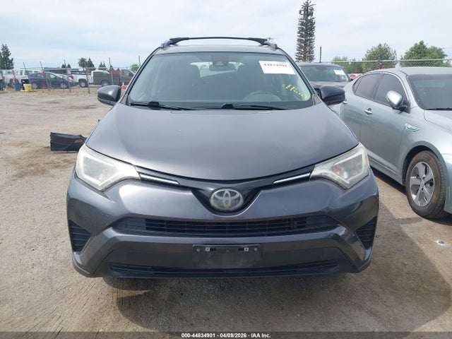 JTMZFREV1HJ141230 Toyota RAV4 LE