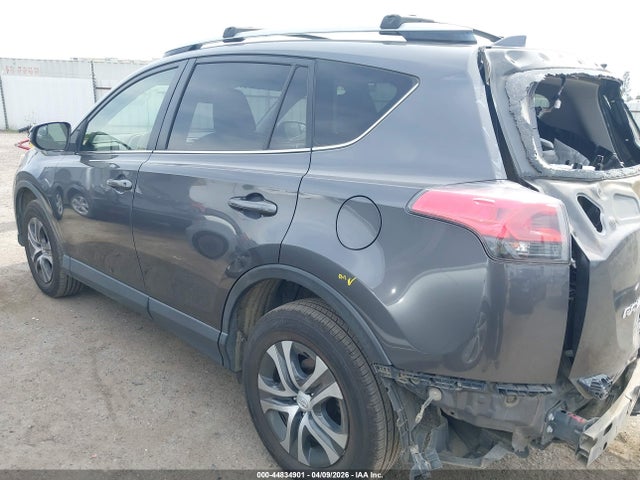 JTMZFREV1HJ141230 Toyota RAV4 LE