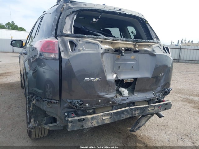 JTMZFREV1HJ141230 Toyota RAV4 LE