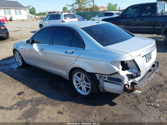 Aukcja sprzedaży 2012 Mercedes-benz C 300 Sport 4matic, vin: WDDGF8BBXCR200576, numer aukcji: 44834910