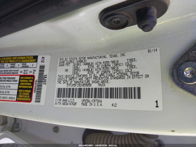 2014 TOYOTA TUNDRA 5TFUM5F15EX055058 Photo 8
