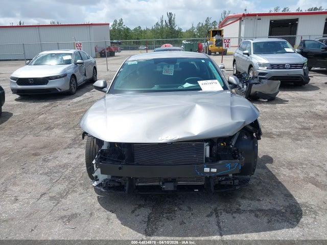 2025 Kia K4 Lxs მანქანა იყიდება აუქციონზე, vin: 3KPFT4DE3SE188358, აუქციონის ნომერი: 44834970