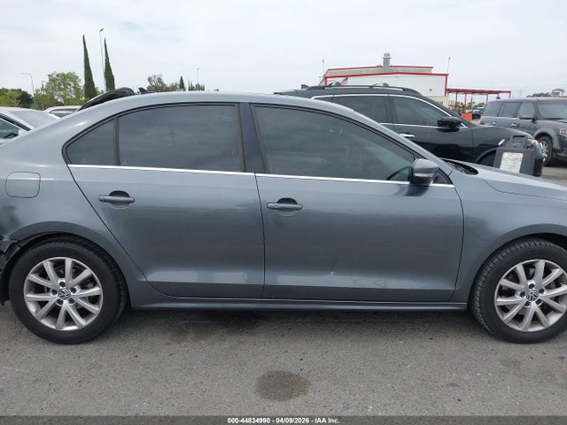 3VWD17AJ8EM420878 Volkswagen Jetta 1.8t Se