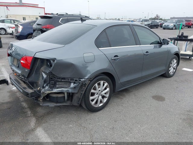 3VWD17AJ8EM420878 Volkswagen Jetta 1.8t Se