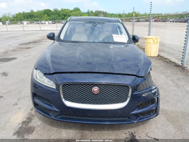 SADCJ2FX2LA619857 Jaguar F-pace Premium P250 Awd Automatic