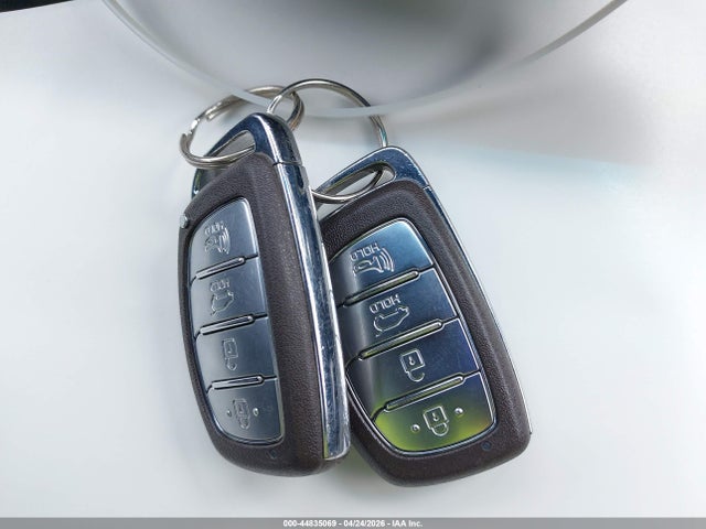 Продажа на аукционе авто 2020 Hyundai Tucson Limited, vin: KM8J3CAL1LU101403, номер лота: 44835069
