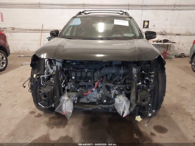 Продажа на аукционе авто 2024 Toyota Rav4 Hybrid Woodland Edition, vin: 2T3UWRFV8RW229915, номер лота: 44835071