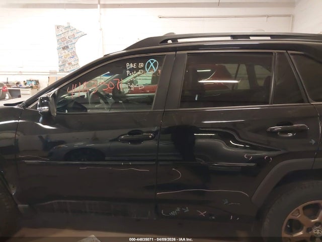 Продажа на аукционе авто 2024 Toyota Rav4 Hybrid Woodland Edition, vin: 2T3UWRFV8RW229915, номер лота: 44835071