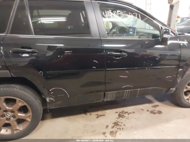 Продажа на аукционе авто 2024 Toyota Rav4 Hybrid Woodland Edition, vin: 2T3UWRFV8RW229915, номер лота: 44835071